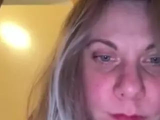 Geminilove6's Live Sex Cam Show