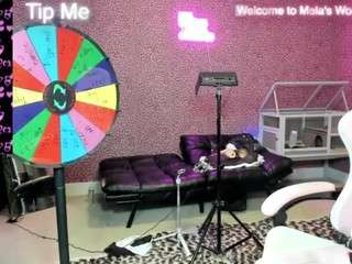 Live cam show with Carmela