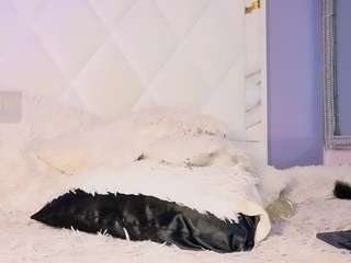 Offline cam show with MELODYHANTZ