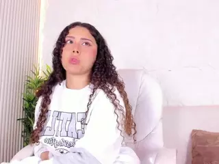 MarelynSummer's Live Sex Cam Show