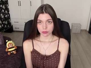 Live cam show with Ivy