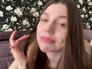 Live cam show with Ivy