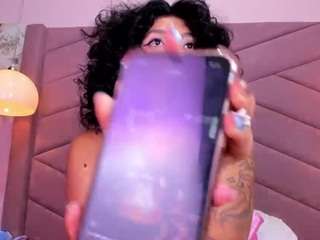 Jazmine-Bloom's Live Sex Cam Show
