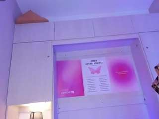 Live cam show with MiaTurnner