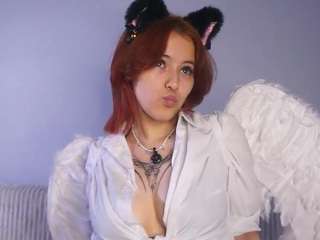 Live cam show with Aurora