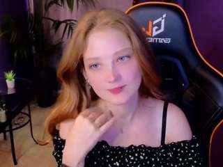Live cam show with Your-lilith