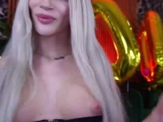 Live cam show with BarbieKara