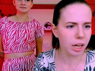 Live cam show with lumi-soft