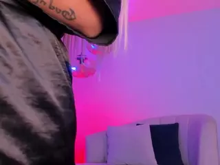 LEXIE WAYNE's Live Sex Cam Show
