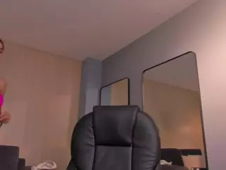 LEXIE WAYNE's Live Sex Cam Show