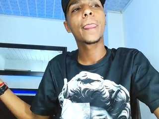 Live cam show with hotboyluxeet