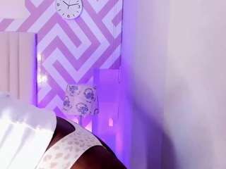 Live cam show with Tayrasiny