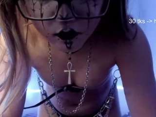Live cam show with CristenSayre