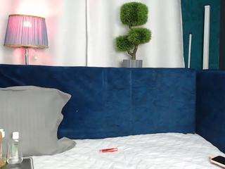Live cam show with ZAYA360