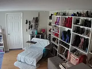 Miss Olivia Black Dressing Room's Live Sex Cam Show