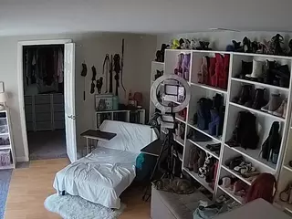 Miss Olivia Black Dressing Room's Live Sex Cam Show