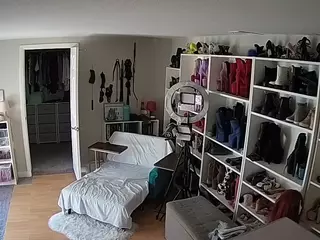 Miss Olivia Black Dressing Room's Live Sex Cam Show