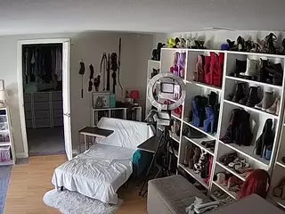 Miss Olivia Black Dressing Room's Live Sex Cam Show