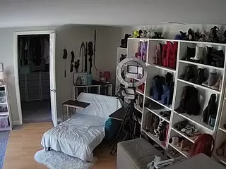 Miss Olivia Black Dressing Room's Live Sex Cam Show