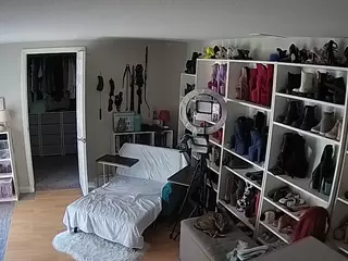 Miss Olivia Black Dressing Room's Live Sex Cam Show