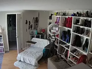 Miss Olivia Black Dressing Room's Live Sex Cam Show