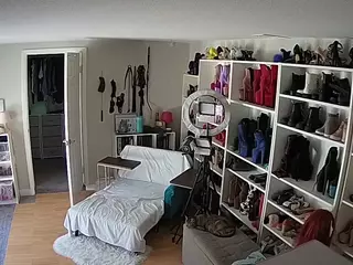 Miss Olivia Black Dressing Room's Live Sex Cam Show