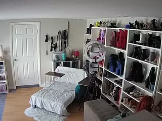 Miss Olivia Black Dressing Room's Live Sex Cam Show