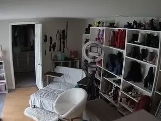 Miss Olivia Black Dressing Room's Live Sex Cam Show