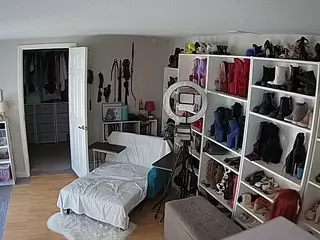 Miss Olivia Black Dressing Room's Live Sex Cam Show
