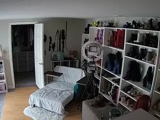 Miss Olivia Black Dressing Room's Live Sex Cam Show