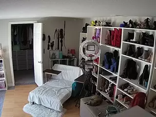 Miss Olivia Black Dressing Room's Live Sex Cam Show