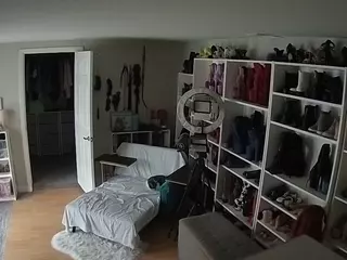 Miss Olivia Black Dressing Room's Live Sex Cam Show