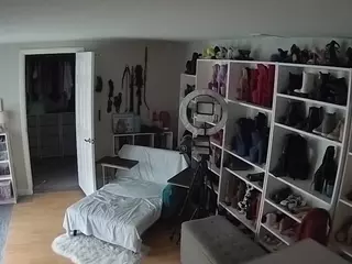 Miss Olivia Black Dressing Room's Live Sex Cam Show