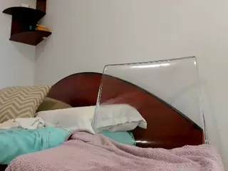 lexisquirt's Live Sex Cam Show