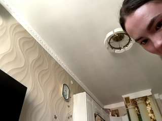 Live cam show with Kamila