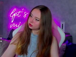 Live cam show with Olivia