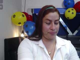 Live cam show with Rhachel-evans
