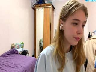 Live cam show with OtiliaLingerfelter