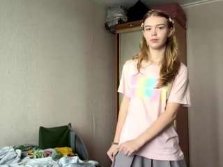 Live cam show with OtiliaLingerfelter
