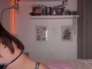 Live cam show with Ashley
