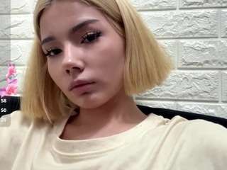 Live cam show with FelisaHarvath