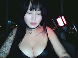 Offline cam show with obeycarrienoona