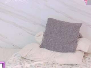 Live cam show with valkyrie-claire