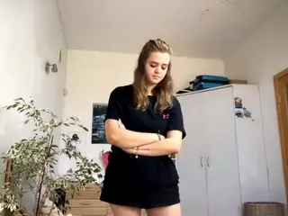 RomaOrtuno's Live Sex Cam Show