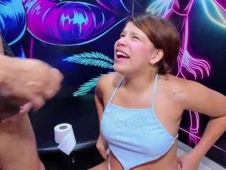 Live cam show with GracellDavidson