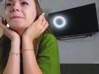 Live cam show with LyriaVespera