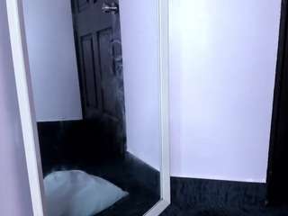 Live cam show with Sisilv