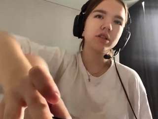 Live cam show with GwendaWanders