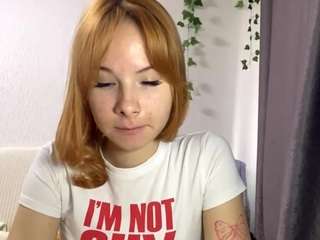 Lina's Live Sex Cam Show