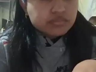 kumy2002's Live Sex Cam Show